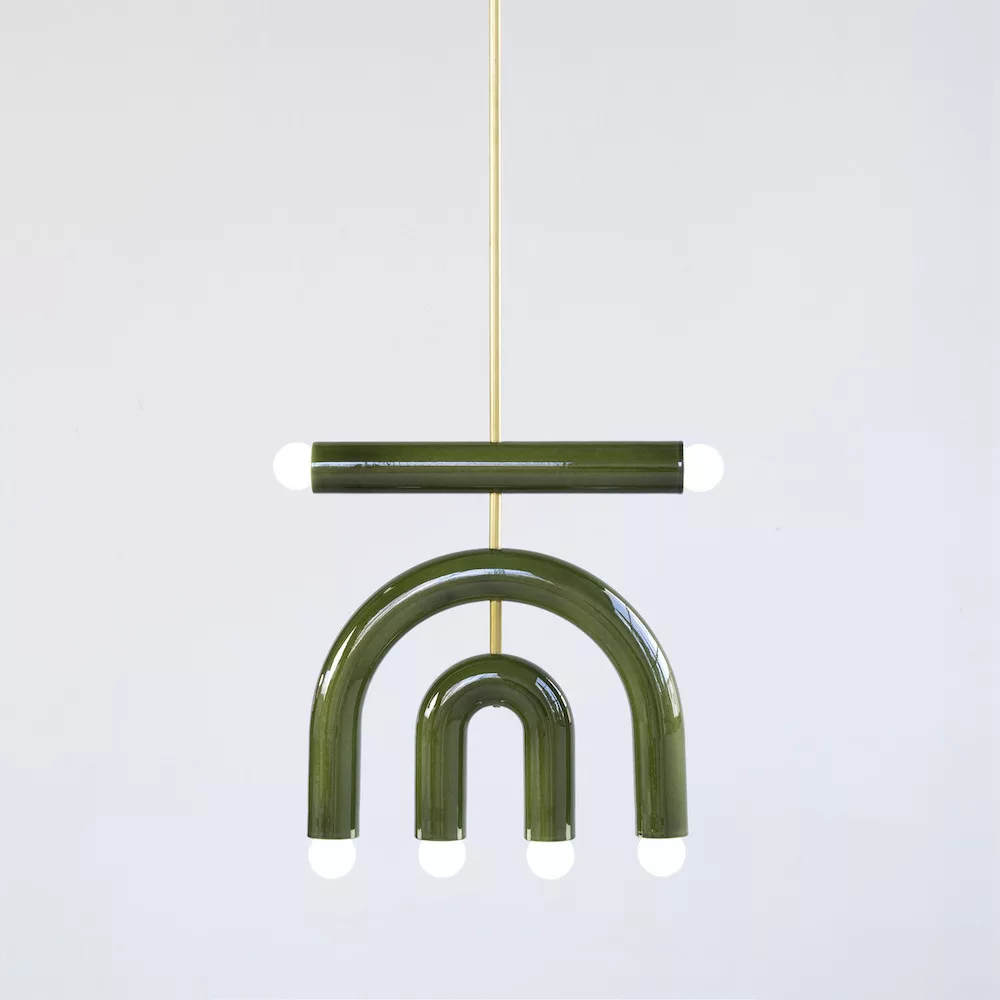 Suspension TRN light D1 en céramique et laiton par Magda Jurek Suspension TRN light D1 en céramique et laiton par Magda Jurek