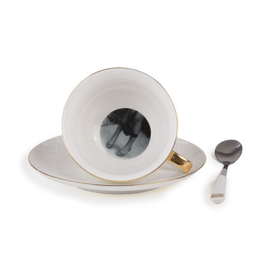 Tasse à thé avec petite cuillère Proserpina Guiltless  en porcelaine par Tarin x Seletti 1