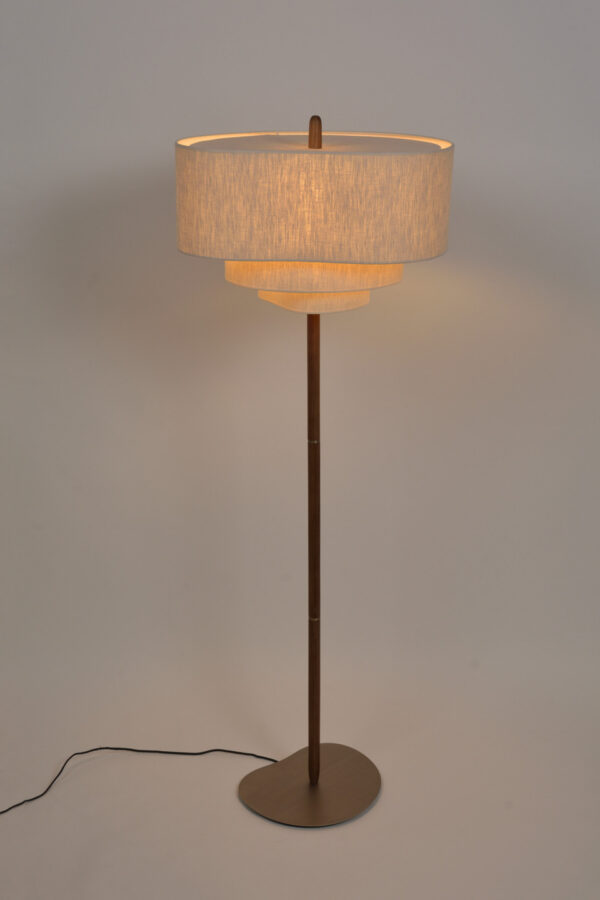 Lampadaire Pebble en tissu crème par Market Set