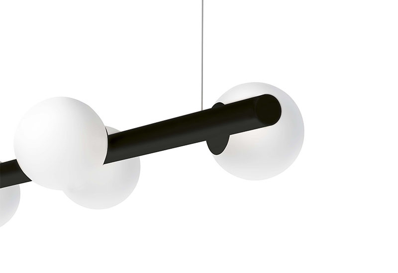Suspension Tin Tin S4 par Roberto Giacomucci x Marchetti Suspension Tin Tin S4 par Roberto Giacomucci x Marchetti