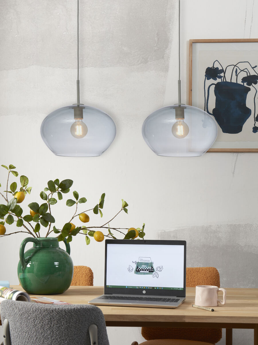 Suspension Bologna en verre au design vintage par It's About Romi Suspension Bologna en verre au design vintage par It's About Romi