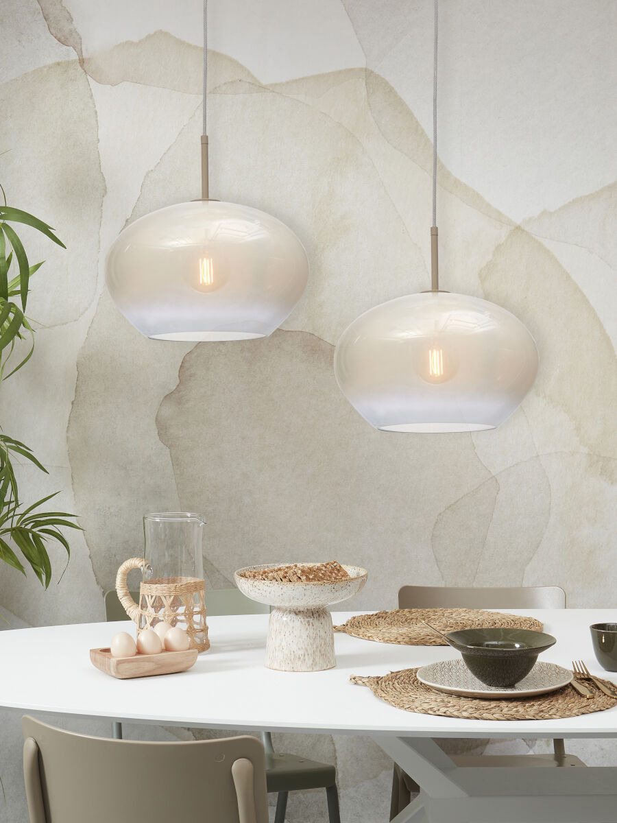 Suspension Bologna en verre au design vintage par It's About Romi Suspension Bologna en verre au design vintage par It's About Romi
