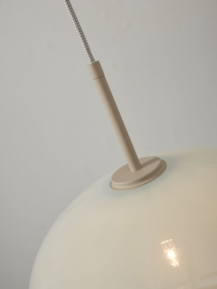 Suspension Bologna en verre au design vintage par It's About Romi Suspension Bologna en verre au design vintage par It's About Romi