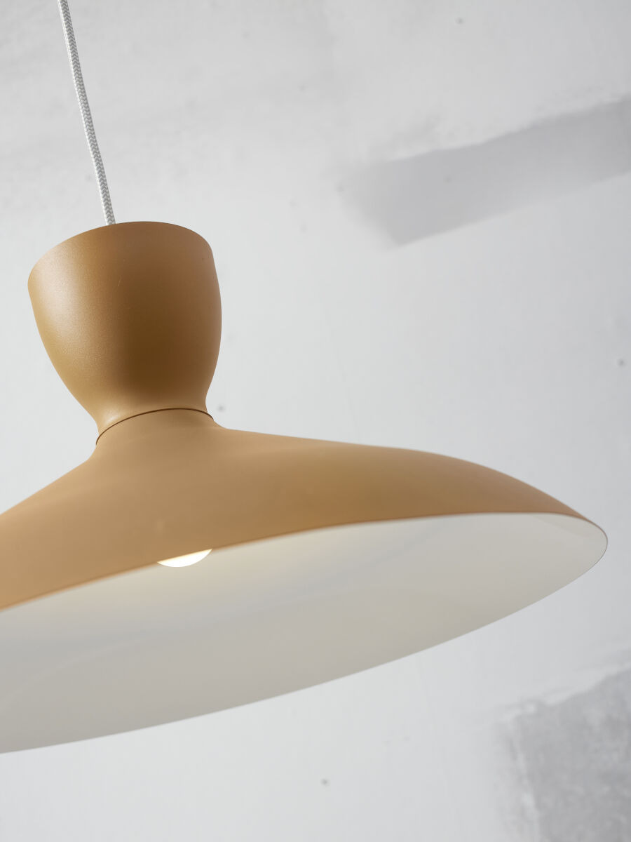 Suspension Hanover en métal au design contemporain par It's About Romi Suspension Hanover en métal au design contemporain par It's About Romi