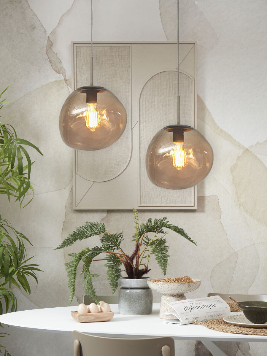 Suspension Helsinki en verre au design vintage par It's About Romi Suspension Helsinki en verre au design vintage par It's About Romi