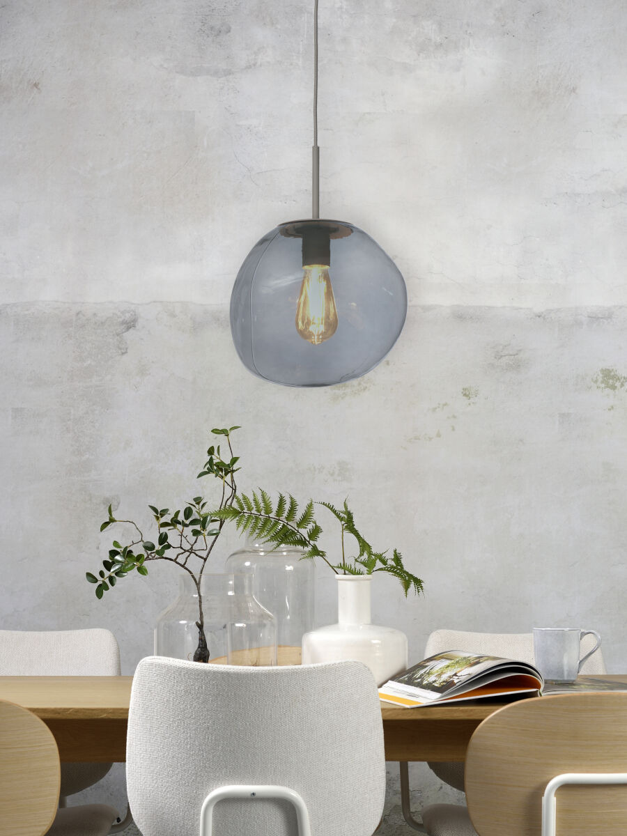 Suspension Helsinki en verre au design vintage par It's About Romi Suspension Helsinki en verre au design vintage par It's About Romi