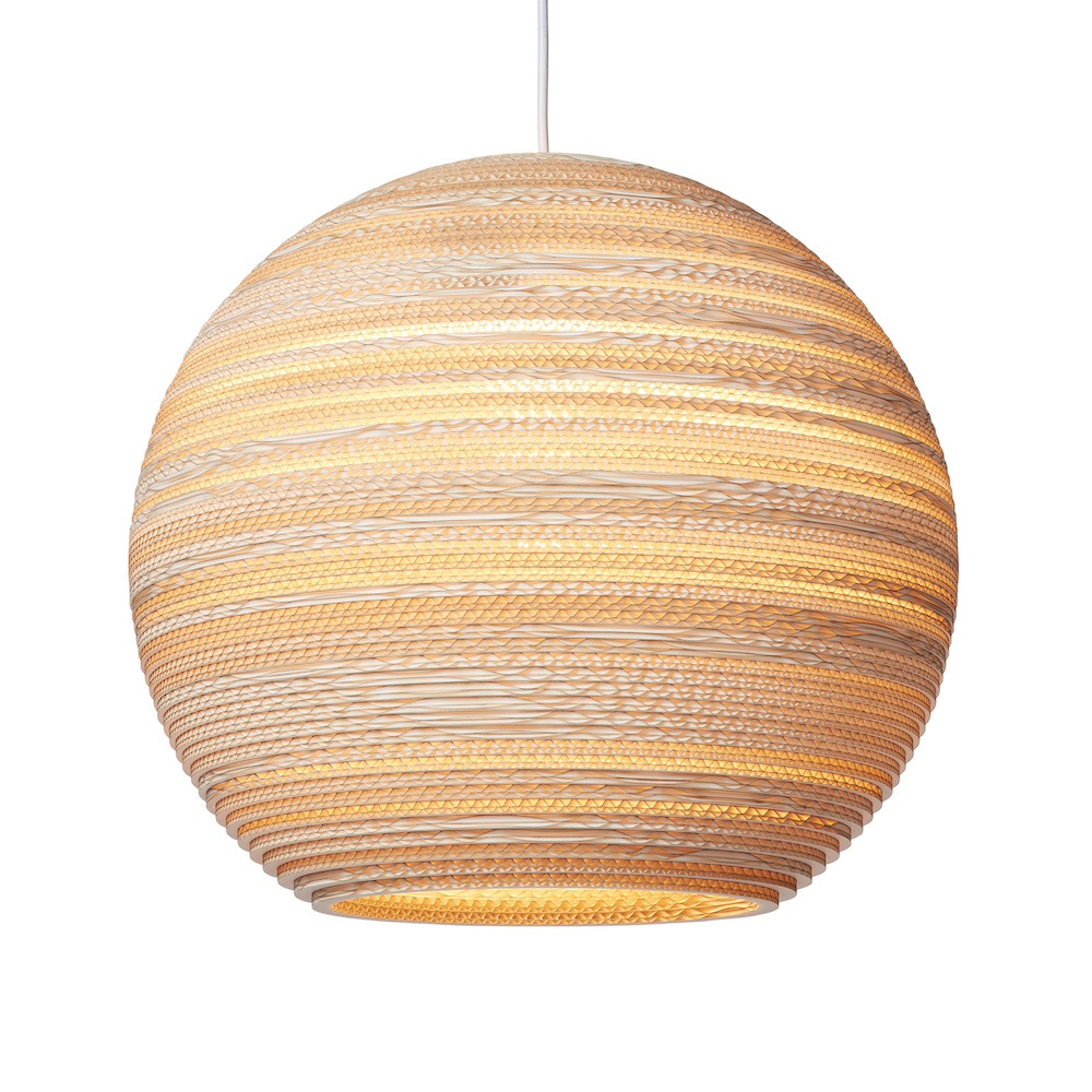 Suspension en carton recyclé Moon18 Scraplights ∅45 par Graypants Suspension en carton recyclé Moon18 Scraplights ∅45 par Graypants