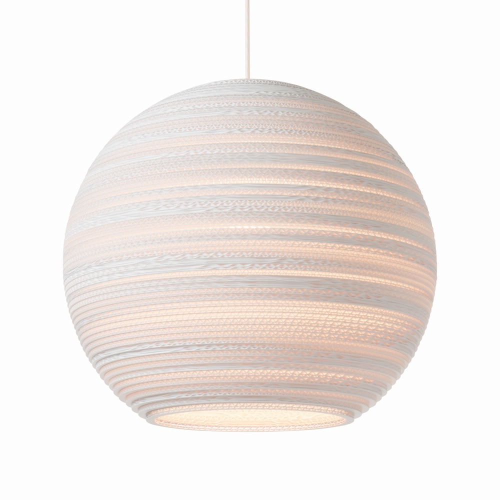 Suspension en carton recyclé Moon18 Scraplights ∅45 par Graypants Suspension en carton recyclé Moon18 Scraplights ∅45 par Graypants