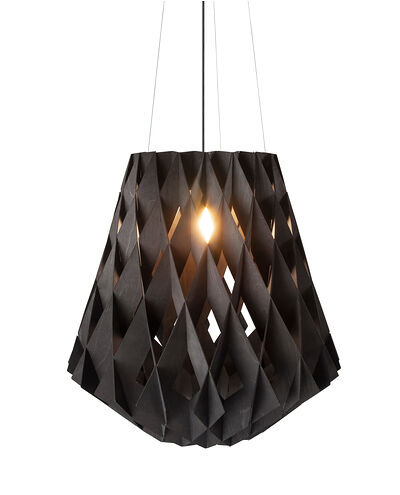Suspension Signature évasée avec base en métal et abat-jour en contreplaqué de bouleau au design contemporain par Pilke Lights Suspension Signature évasée avec base en métal et abat-jour en contreplaqué de bouleau au design contemporain par Pilke Lights