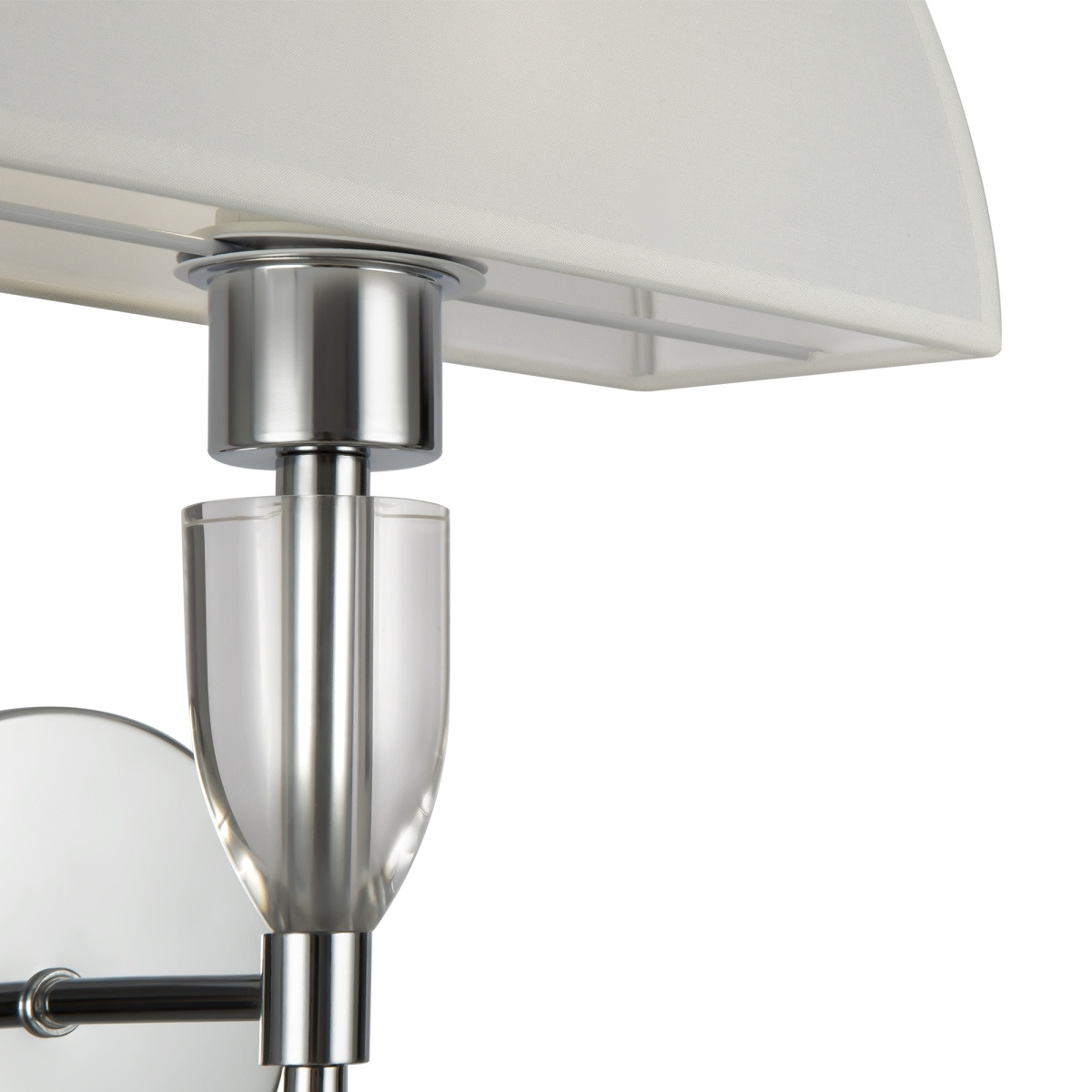 Applique Prima avec armature en métal et abat-jour en coton blanc au design contemporain par Maytoni Applique Prima avec armature en métal et abat-jour en coton blanc au design contemporain par Maytoni