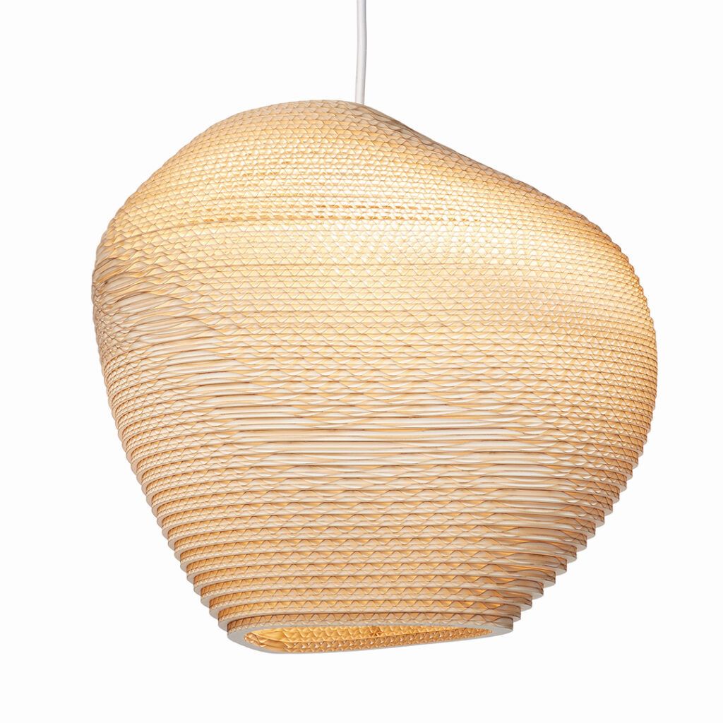 Suspension en carton recyclé Allyn par Graypants Suspension en carton recyclé Allyn par Graypants