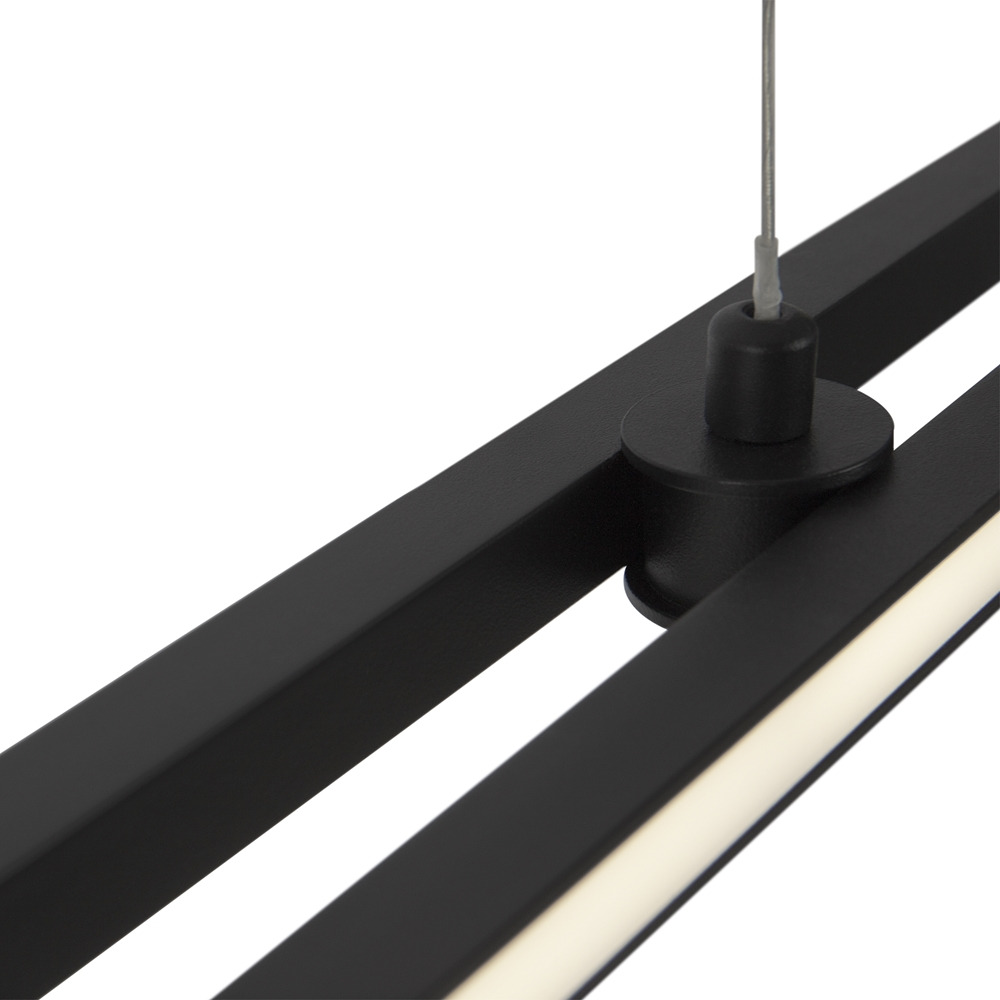 Suspension Halo base en aluminium linéaire avec diffuseur Led au design contemporain par Maytoni Suspension Halo base en aluminium linéaire avec diffuseur Led au design contemporain par Maytoni