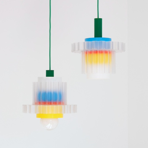 Suspension Gigi XL n°5 en matériaux recyclés par Warren & Laetitia Suspension Gigi XL n°5 en matériaux recyclés par Warren & Laetitia