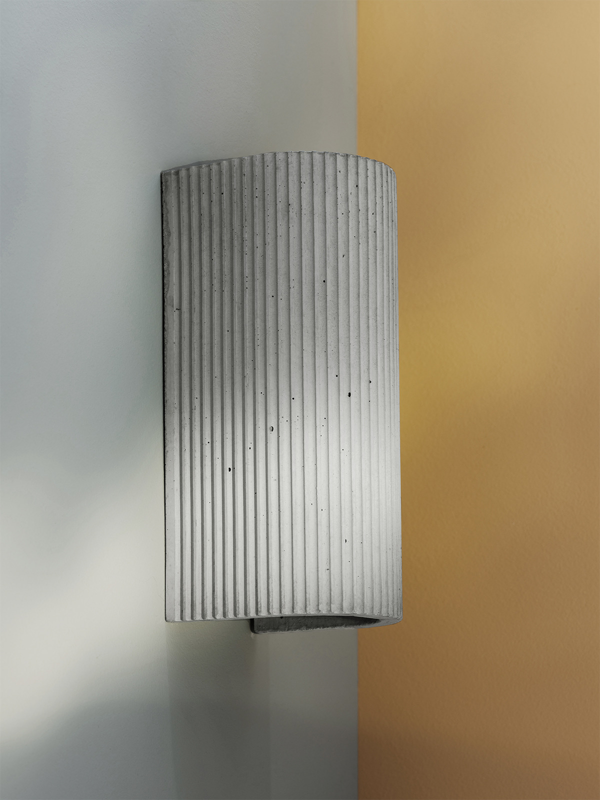 Applique S3 en béton par Stefan Gant x Gant Lights Applique S3 en béton par Stefan Gant x Gant Lights