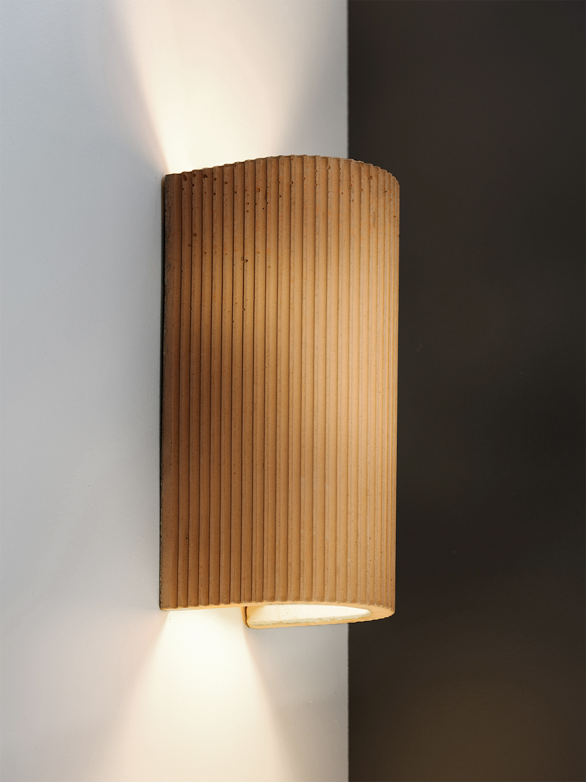 Applique S3 en béton par Stefan Gant x Gant Lights Applique S3 en béton par Stefan Gant x Gant Lights