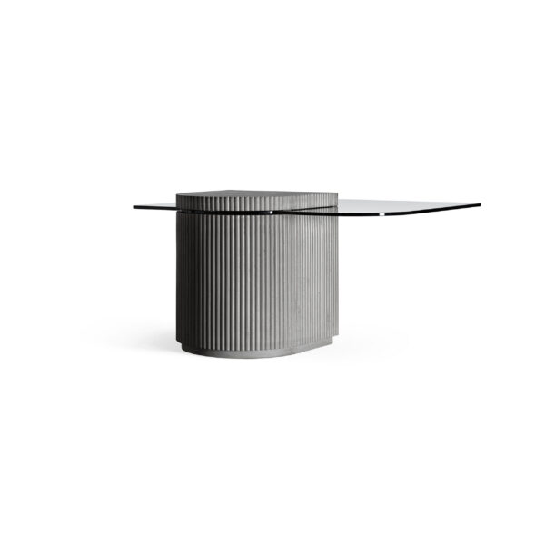 Table basse Strut the square en béton avec plateau en verre au style industriel par Bertrand Jayr x Lyon Beton