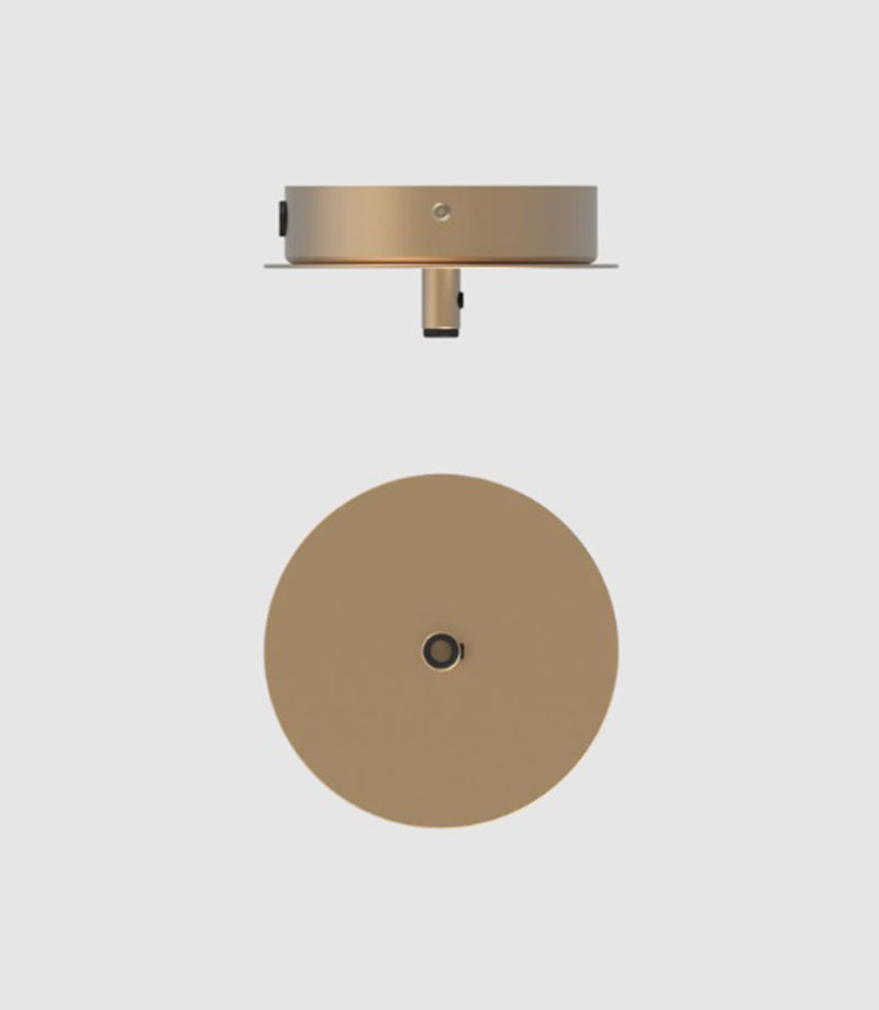 Suspension Blossi base en métal avec abat-jour en verre transparent au design contemporain par Sofie Refer x Nuura Suspension Blossi base en métal avec abat-jour en verre transparent au design contemporain par Sofie Refer x Nuura