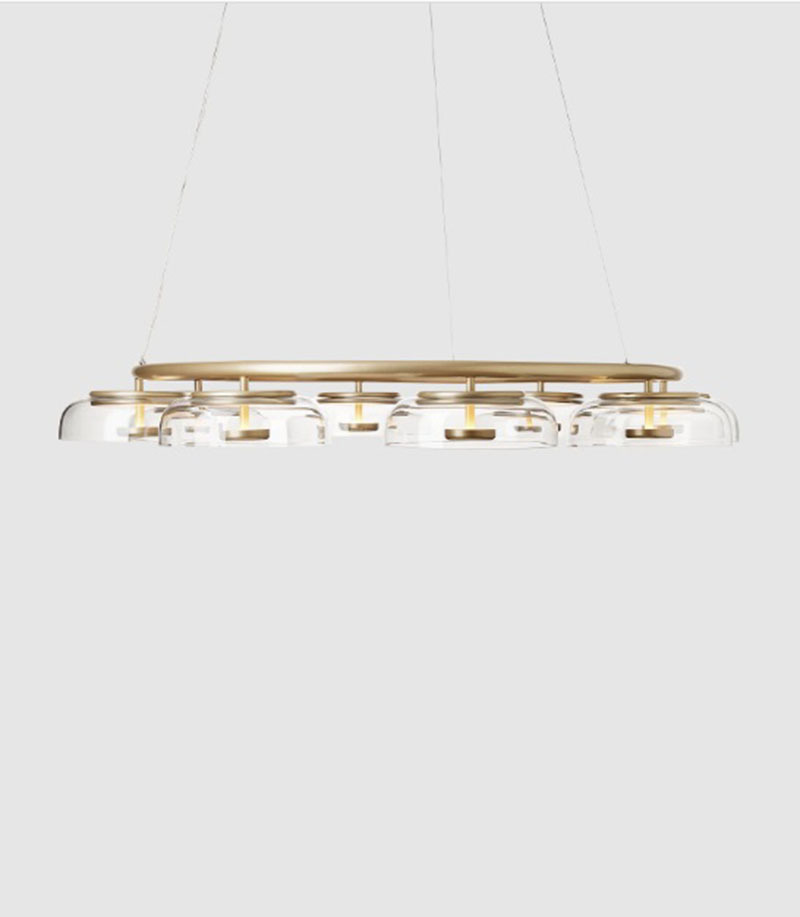 Suspension Blossi base en métal avec abat-jour en verre transparent au design contemporain par Sofie Refer x Nuura Blossi 8 en verre transparent doré