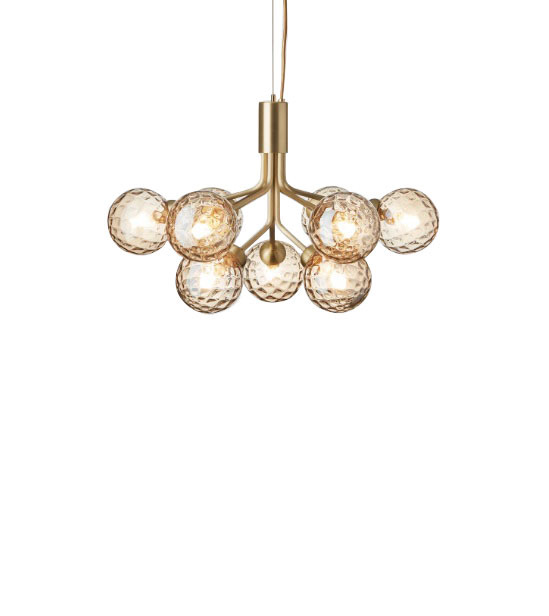 Suspension Apiales base en métal avec abat-jour ombellifères au design contemporain par Sofie Refer x Nuura Suspension Apiales base en métal avec abat-jour ombellifères au design contemporain par Sofie Refer x Nuura