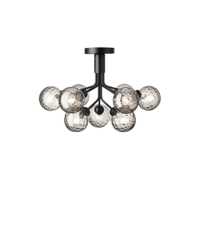 Plafonnier Apiales base en métal avec abat-jour en verre ombellifères au design contemporain par Sofie Refer x Nuura Plafonnier Apiales base en métal avec abat-jour en verre ombellifères au design contemporain par Sofie Refer x Nuura