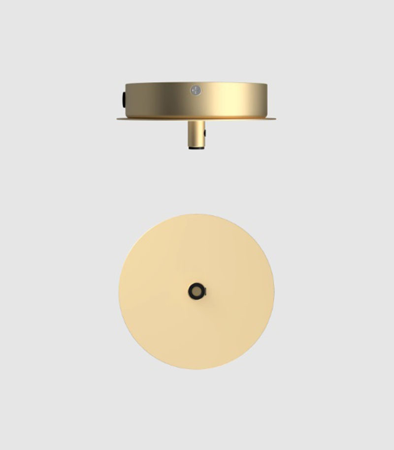 Suspension Miira 4 base en métal avec abat-jour en verre Opal blanc au design contemporain par Sofie Refer x Nuura Suspension Miira 4 base en métal avec abat-jour en verre Opal blanc au design contemporain par Sofie Refer x Nuura