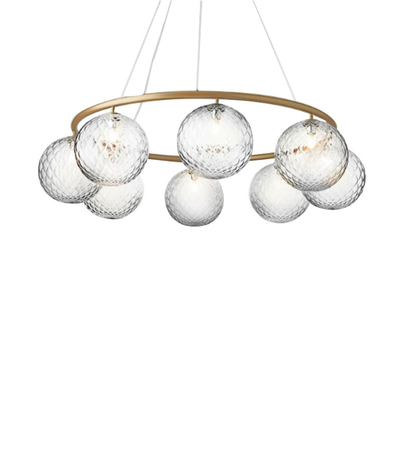Suspension Miira circulaire base en métal avec abat-jour en verre Optic clear au design contemporain par Sofie Refer x Nuura Suspension Miira circulaire base en métal avec abat-jour en verre Optic clear au design contemporain par Sofie Refer x Nuura