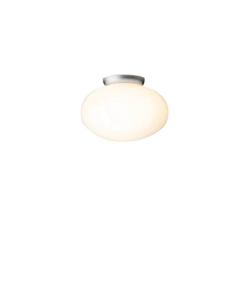 Plafonnier Rizzatto 301 base en métal avec abat-jour en verre Opal  au design contemporain par Paolo Rizzatto x Nuura