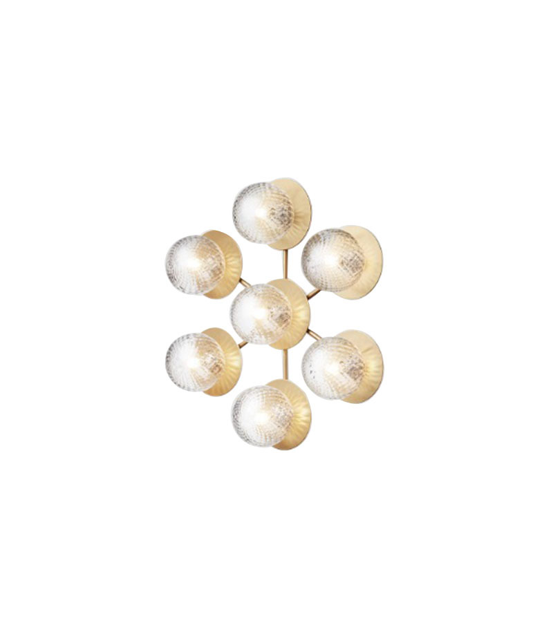 Applique Liila Star base en métal avec abat-jour en verre soufflé Optic clear au design contemporain par Sofie Refer x Nuura
