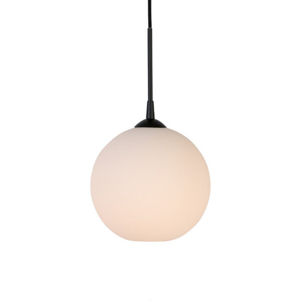 Suspension Capo avec base en métal e abat-jour en verre opale au design contemporain par Belid
