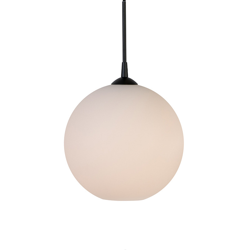 Suspension Capo avec base en métal e abat-jour en verre opale au design contemporain par Belid Suspension Capo avec base en métal e abat-jour en verre opale au design contemporain par Belid