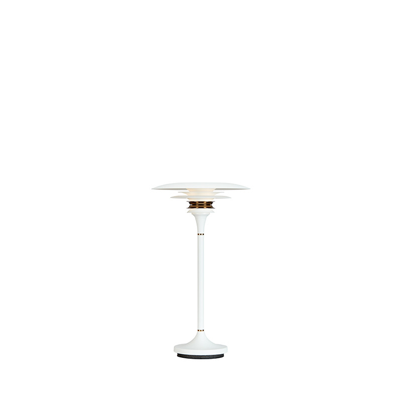 Lampe à poser Diablo avec base en métal au design contemporain par Belid Lampe à poser Diablo avec base en métal au design contemporain par Belid