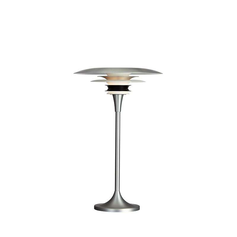 Lampe à poser Diablo avec base en métal au design contemporain par Belid Lampe à poser Diablo avec base en métal au design contemporain par Belid