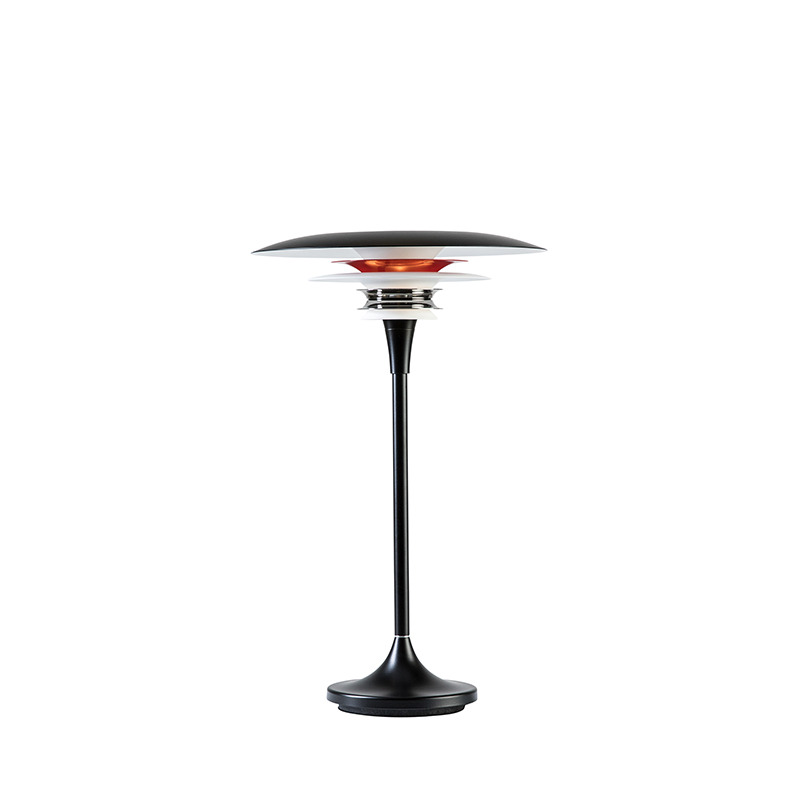 Lampe à poser Diablo avec base en métal au design contemporain par Belid Lampe à poser Diablo avec base en métal au design contemporain par Belid
