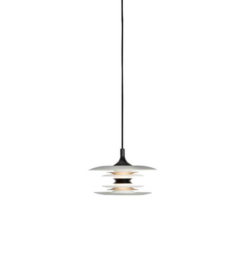 Suspension Diablo dimmable avec base en métal et abat-jour en cercles superposés au design contemporain par Belid