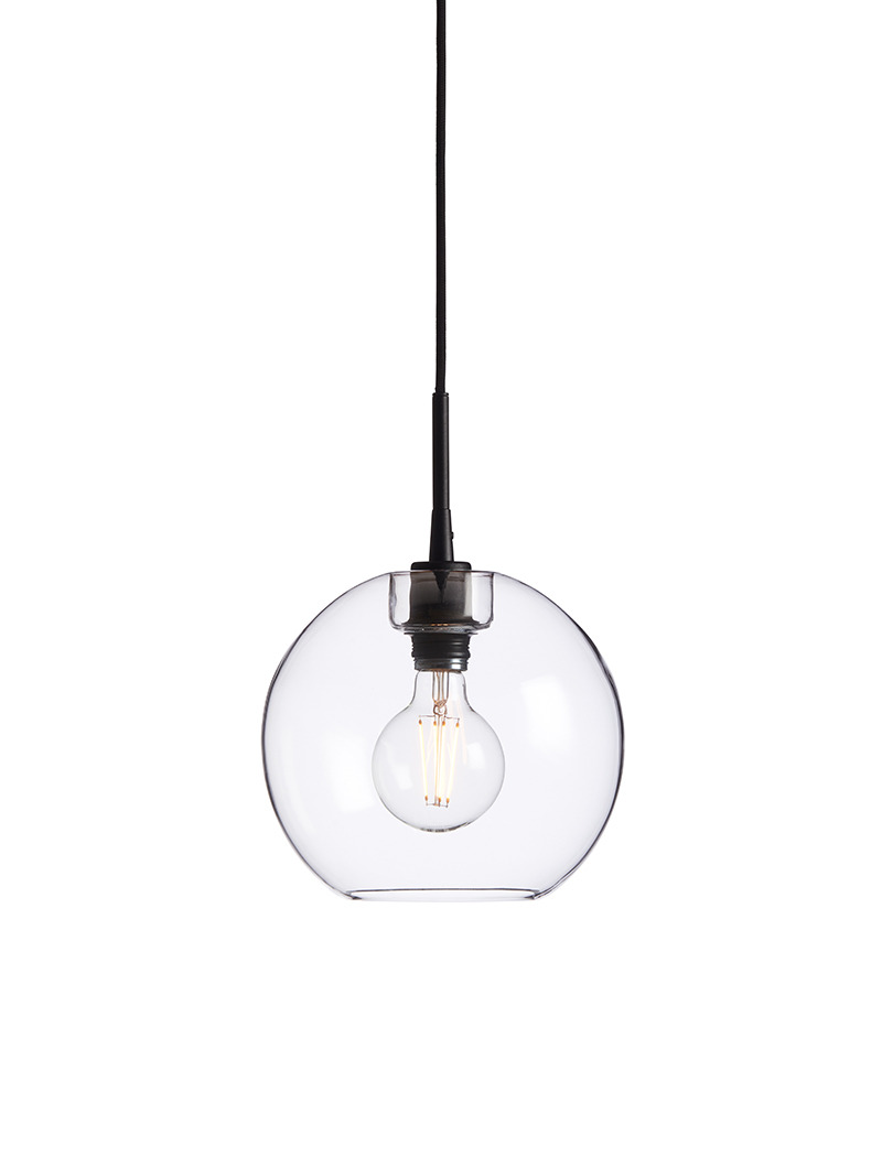 Suspension Gloria dimmable avec base en métal et abat-jour en verre au design contemporain par Belid Suspension Gloria dimmable avec base en métal et abat-jour en verre au design contemporain par Belid