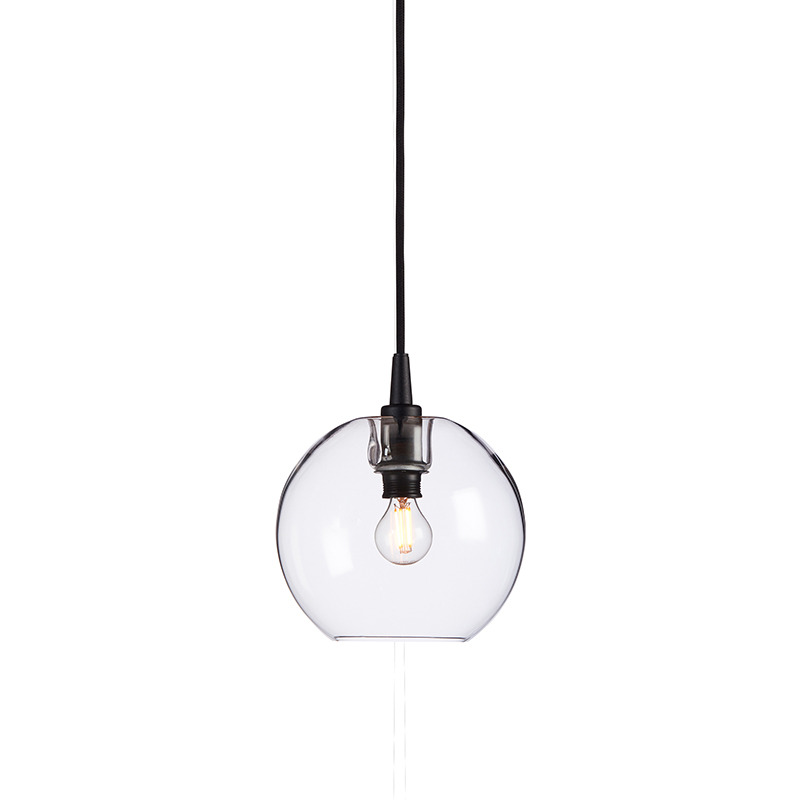 Suspension Gloria dimmable avec base en métal et abat-jour en verre au design contemporain par Belid Suspension Gloria dimmable avec base en métal et abat-jour en verre au design contemporain par Belid