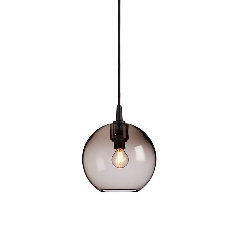 Suspension Gloria dimmable avec base en métal et abat-jour en verre au design contemporain par Belid Suspension Gloria dimmable avec base en métal et abat-jour en verre au design contemporain par Belid