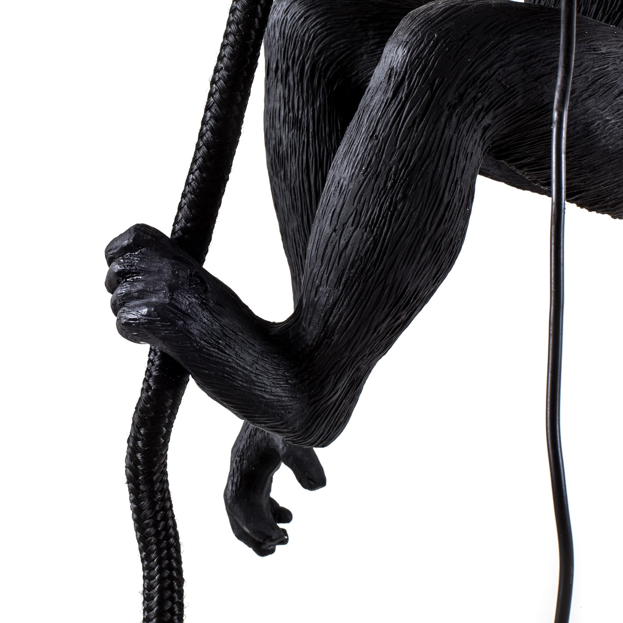 Suspension the Monkey en résine noire par Seletti Suspension the Monkey en résine noire par Seletti