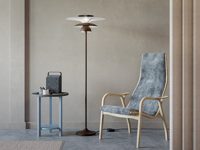 Lampadaire Picasso avec base en métal au design contemporain par Belid Lampadaire Picasso avec base en métal au design contemporain par Belid