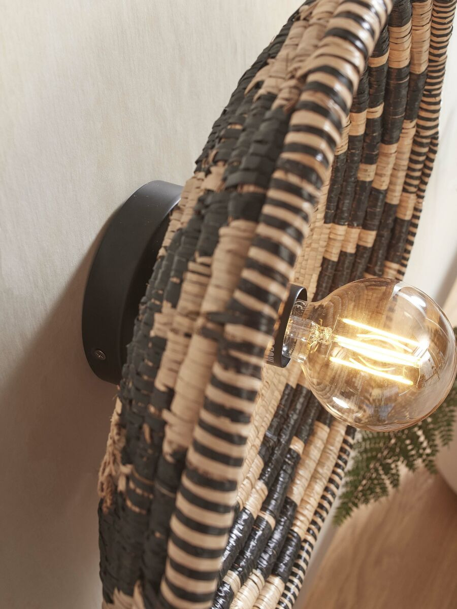 Plafonnier Andros en seagrass au design naturel par Good & Mojo Plafonnier Andros en seagrass au design naturel par Good & Mojo