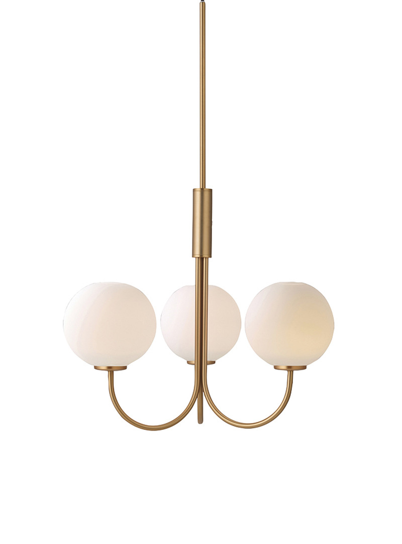 Suspension Ballon Chandelier dimmable base en métal avec abat-jour en verre sphérique au design contemporain par Herstal