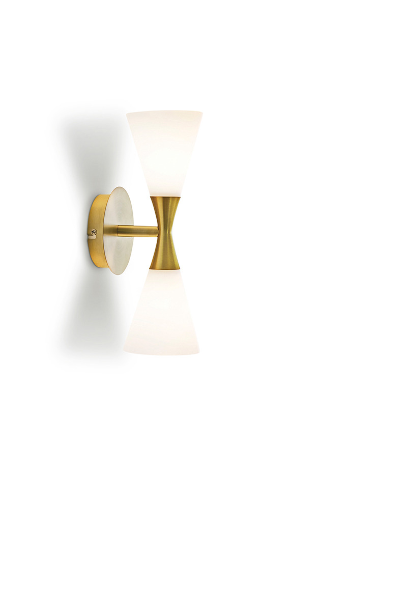 Applique Harlekin base en métal avec abat-jour en forme de sablier au design contemporain par Herstal Applique Harlekin base en métal avec abat-jour en forme de sablier au design contemporain par Herstal
