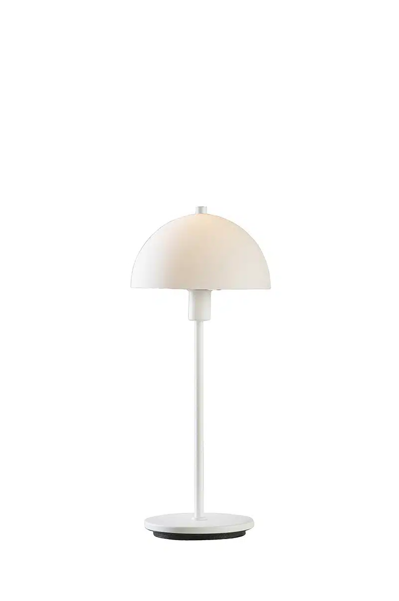 Lampe à poser Vienda X base en métal et abat-jour en forme de bol renversé au design contemporain par Herstal