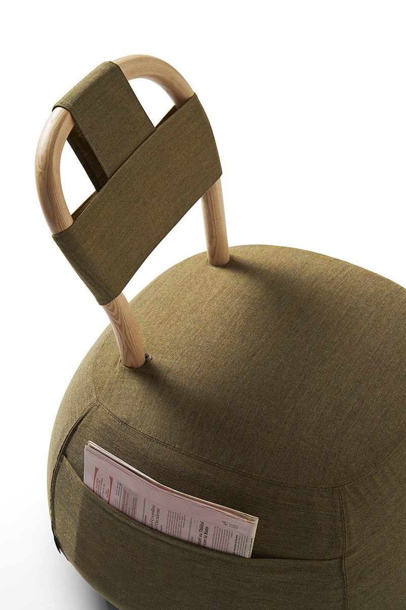 Fauteuil Yum Yum en tissu Eco-nubuck 100% polyester eco-friendly et Vegan au design contemporain de Lapo Ciatti x Opinion Ciatti Fauteuil Yum Yum en tissu Eco-nubuck 100% polyester eco-friendly et Vegan au design contemporain de Lapo Ciatti x Opinion Ciatti
