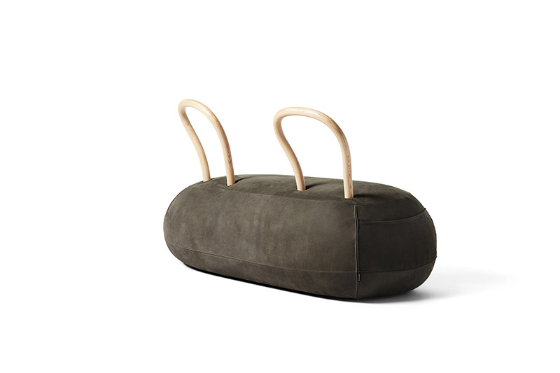 Fauteuil Yum Yum en tissu Eco-nubuck 100% polyester eco-friendly et Vegan au design contemporain de Lapo Ciatti x Opinion Ciatti Fauteuil Yum Yum en tissu Eco-nubuck 100% polyester eco-friendly et Vegan au design contemporain de Lapo Ciatti x Opinion Ciatti