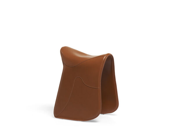 Fauteuil Pepe en cuir tanné au design contemporain de Raffaella Mangiarotti x Opinion Ciatti