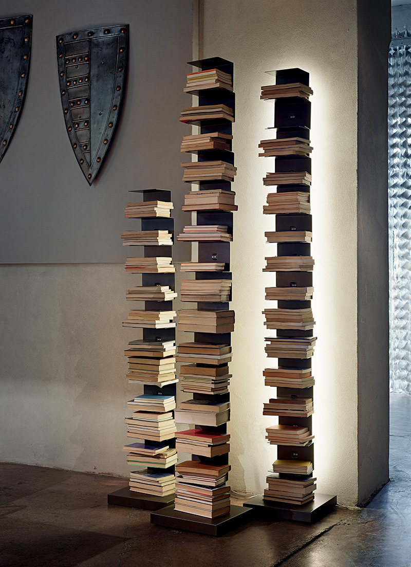 Bibliothèque Ptolomeo Luce en acier au design contemporain de Bruno Rainaldi x Opinion Ciatti Bibliothèque Ptolomeo Luce en acier au design contemporain de Bruno Rainaldi x Opinion Ciatti