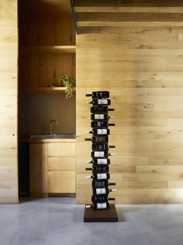 Étagère à vin Ptolomeo Vino en acier au design contemporain de Bruno Rainaldi x Opinion Ciatti