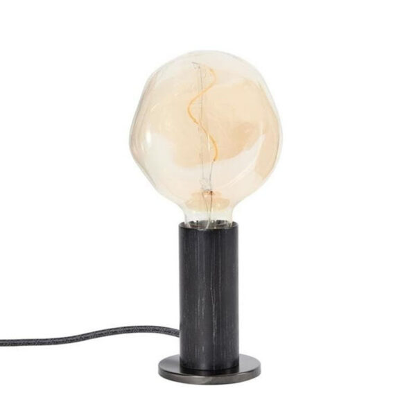 Lampe à poser Knuckle base en acier et corps en bois avec ampoule Voronoi I au design contemporain par Studio Tala x Tala