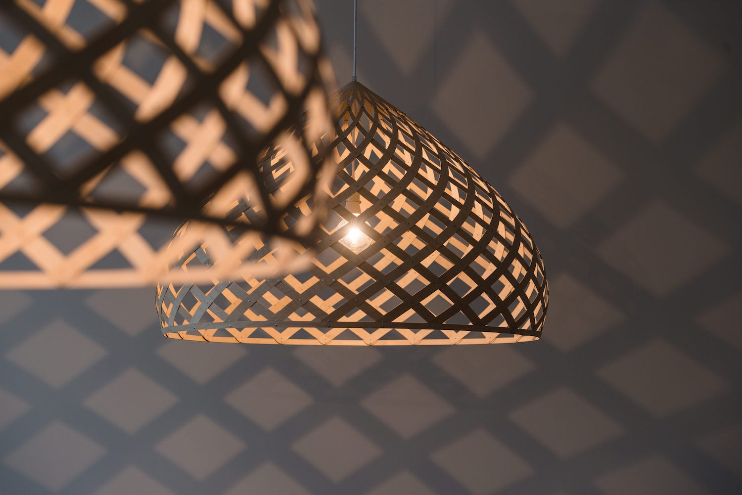 Suspension Zome par Jaanus Orgusaar au design scandinave Suspension Zome par Jaanus Orgusaar au design scandinave